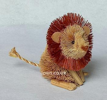 Hanging - Sitting Lion