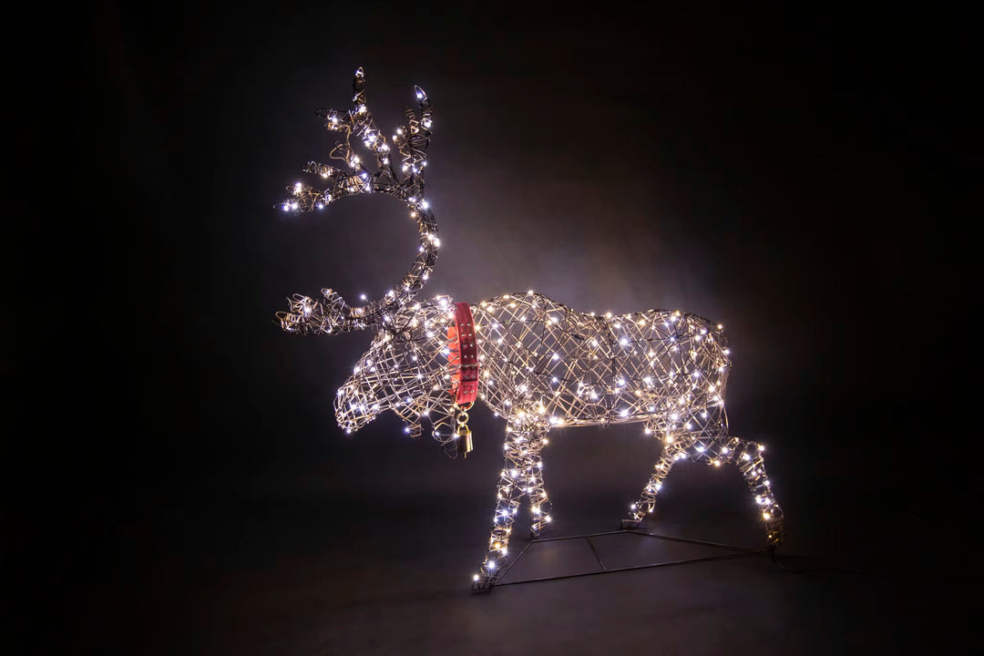 Display - Sleigh and 4 Reindeer