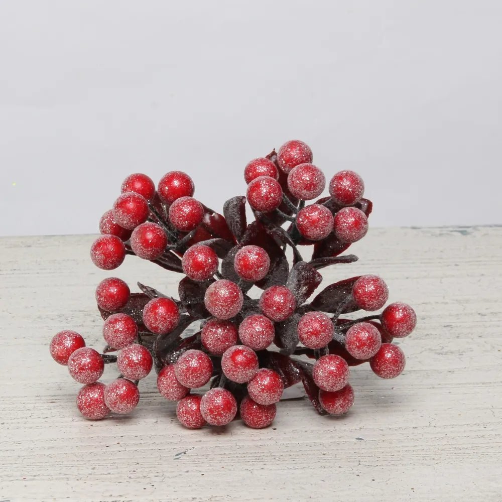 Bunch  - Berry Bunch Red Frosted with Leaves